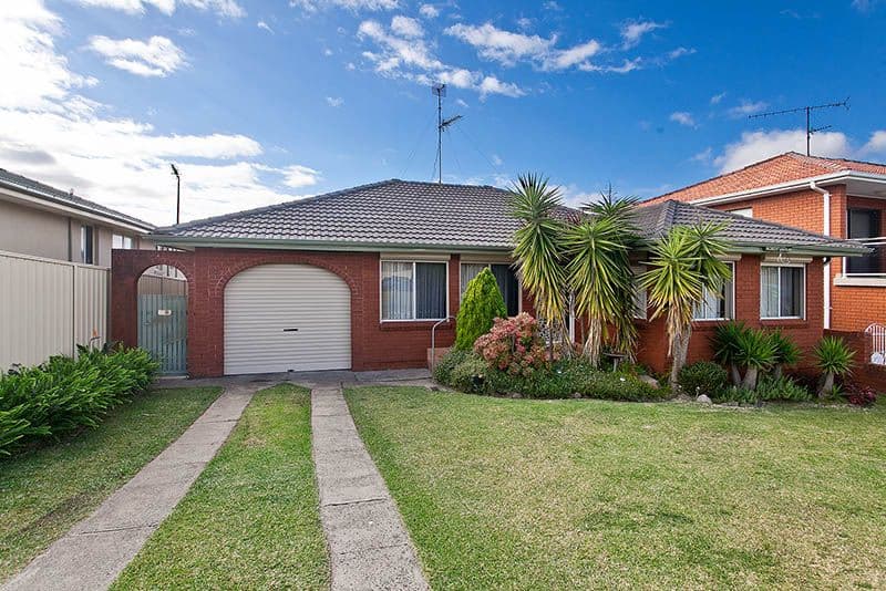 17 Grose Avenue, BARRACK HEIGHTS NSW 2528, Barrack Heights - Image 1