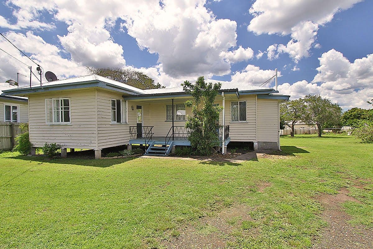 18 Dorothy Street, Silkstone QLD 4304, Silkstone - Image 1