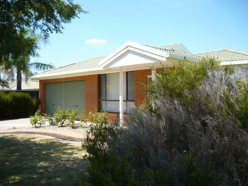 38 Saville Avenue, LAVINGTON NSW 2641, Lavington - Image 1