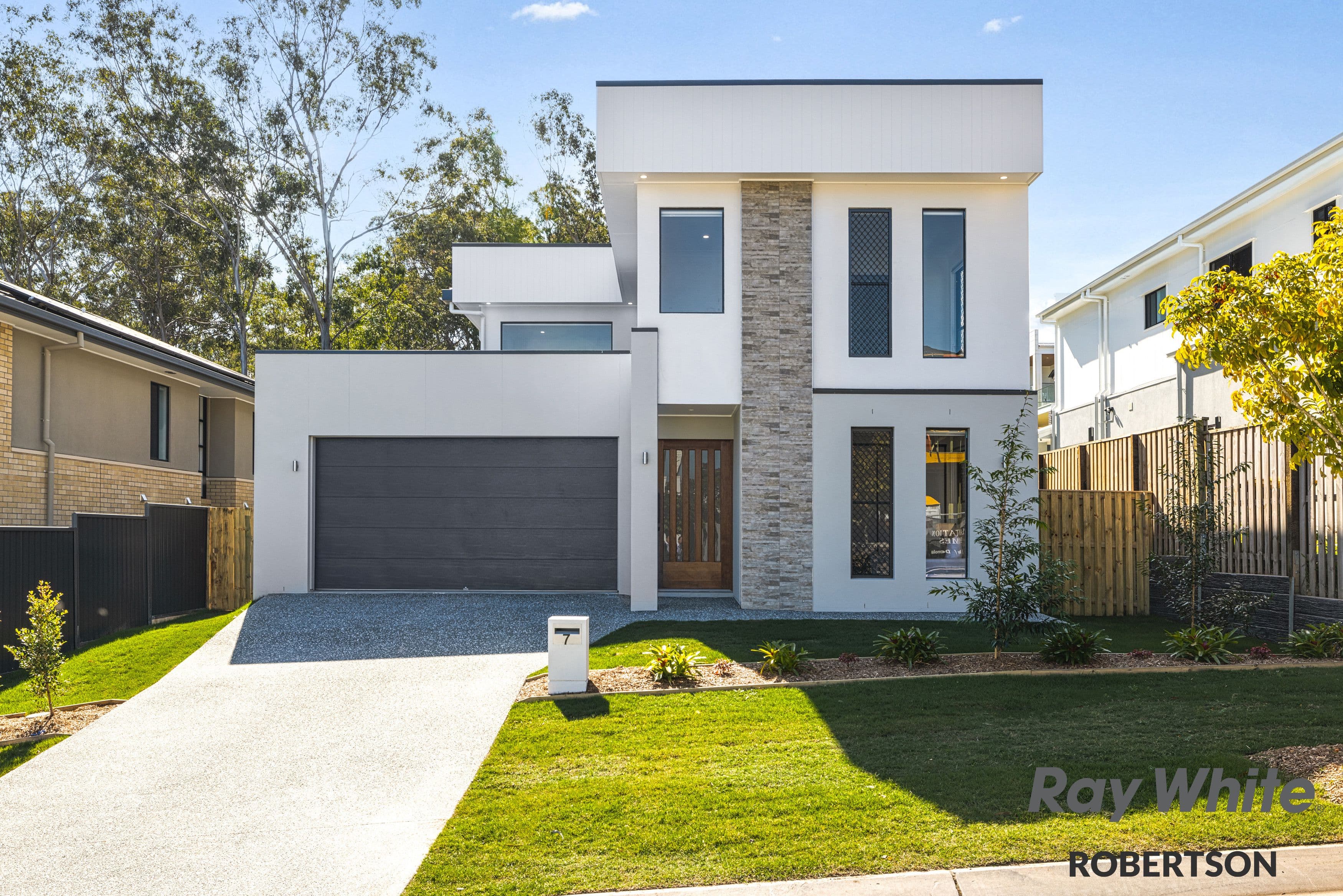7 Lakeshore Crescent, Willawong QLD 4110, Willawong - Image 1
