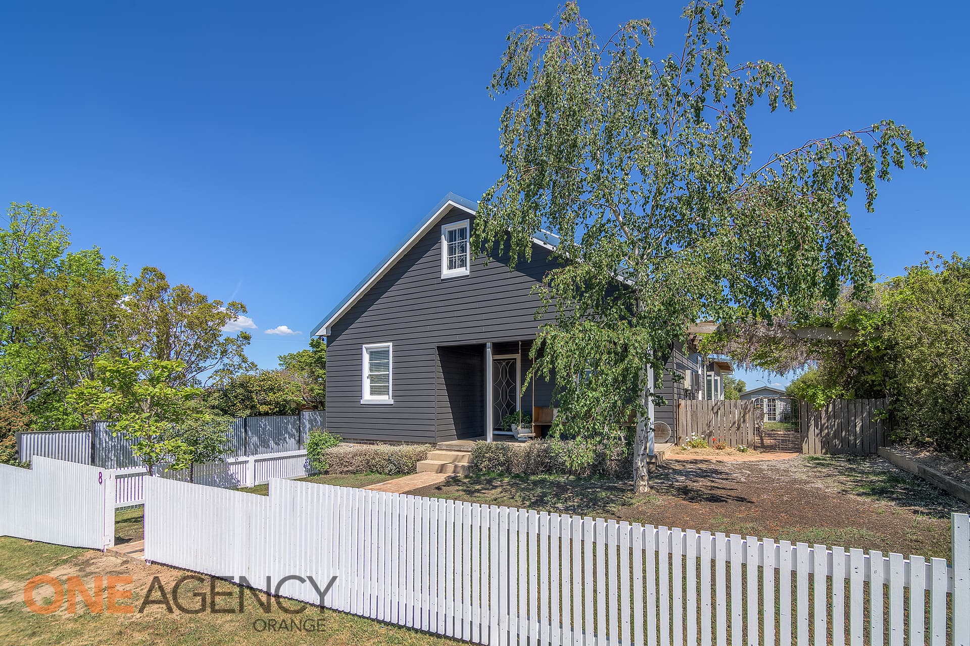 8 Warrigal Place, Orange, Orange - Image 1