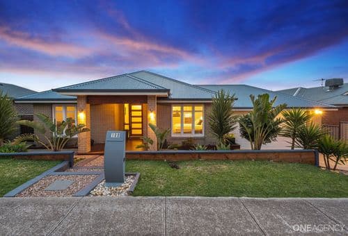 100 Belleview Drive, Sunbury, Sunbury - Image 1