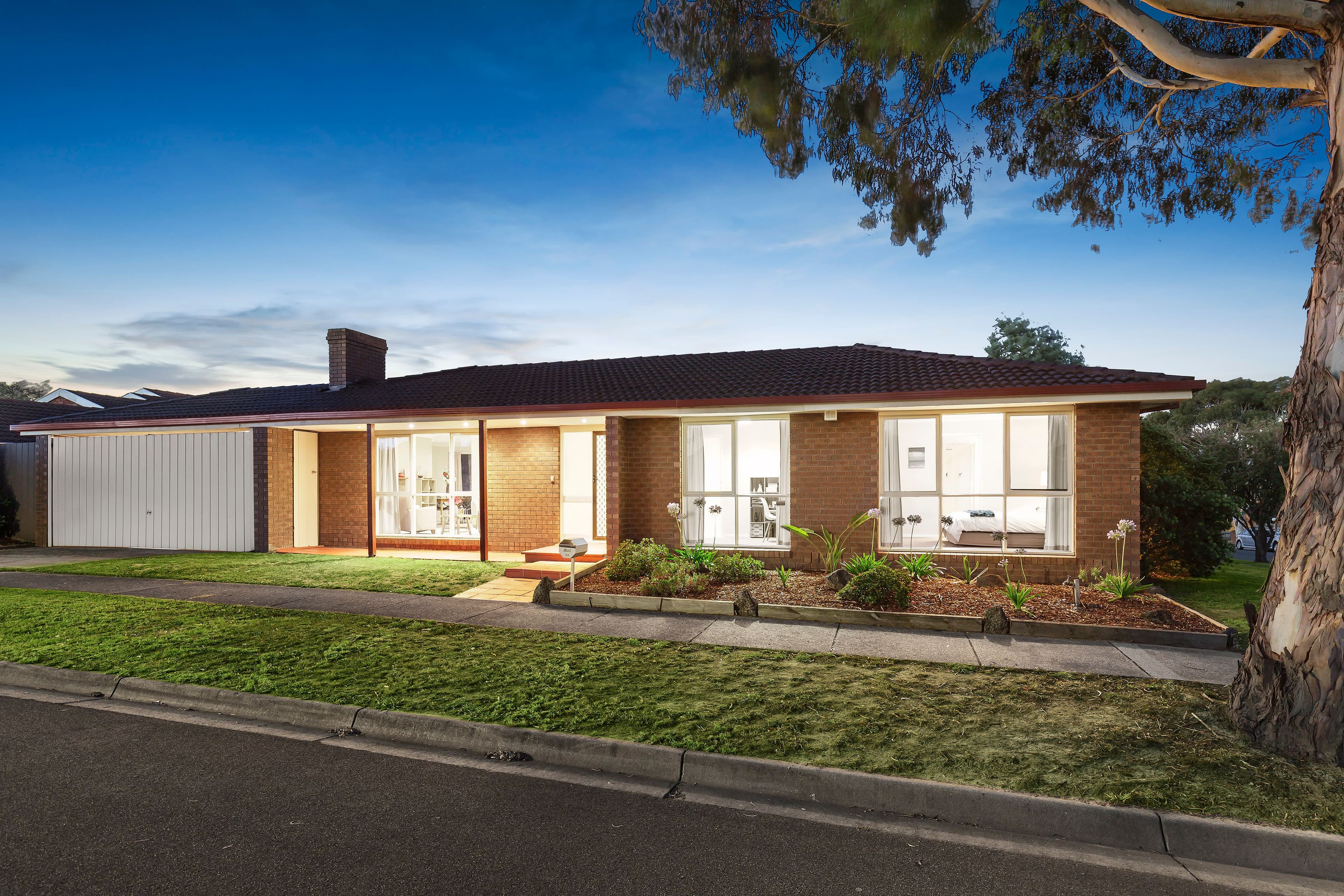 53 Ponsford Avenue, Wantirna South VIC 3152, Wantirna South - Image 1