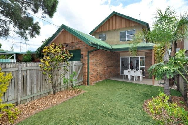 8 Roseleigh Street, WOOLOOWIN QLD 4030, Wooloowin - Image 1