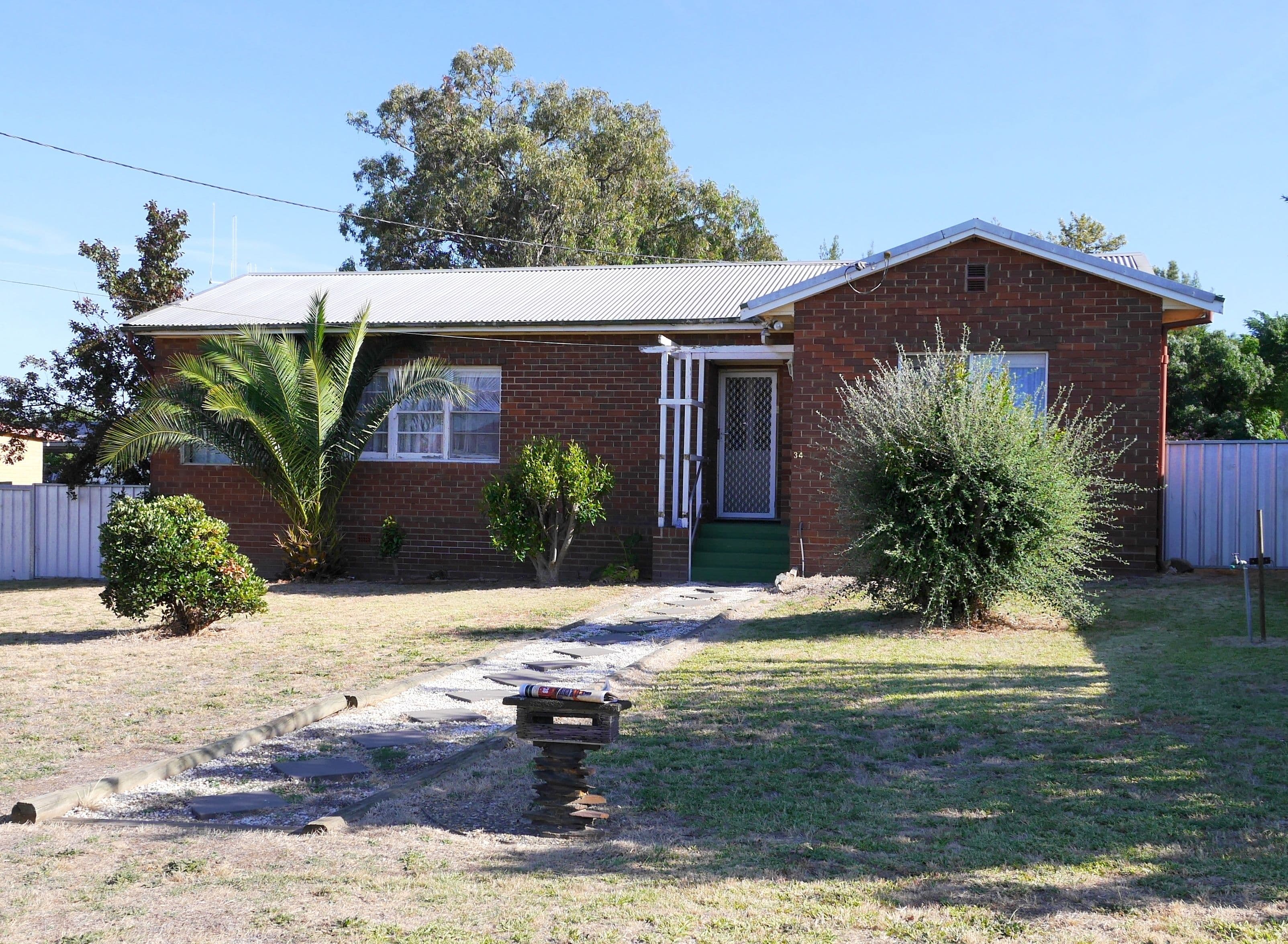 34 Courallie Street, Cowra - Image 1