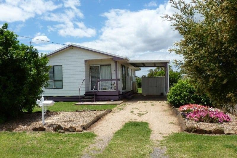 8 Davidson Street, OAKEY QLD 4401, Oakey - Image 1