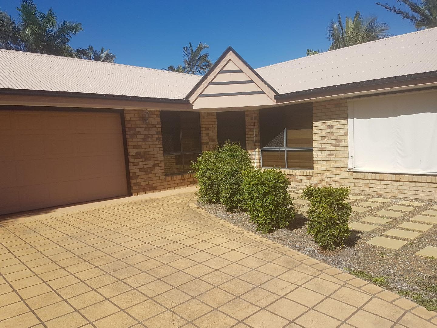 4 Cambridge Close, Tannum Sands QLD 4680, Tannum Sands - Image 1