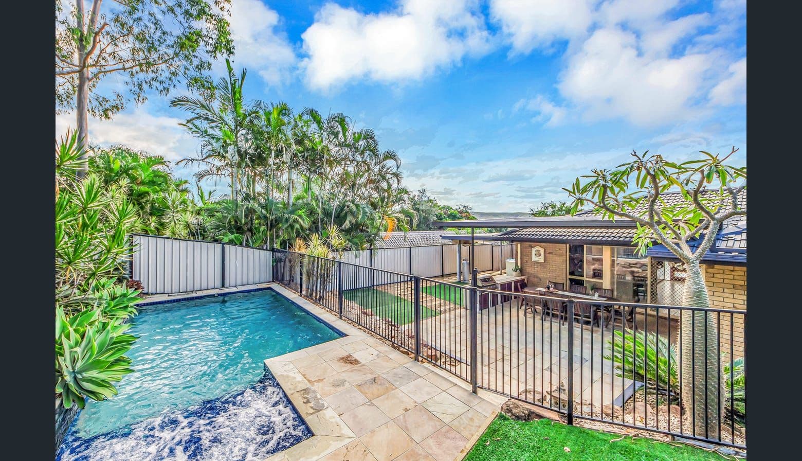 4 Macdougall Street, Highland Park QLD 4211, Highland Park - Image 1