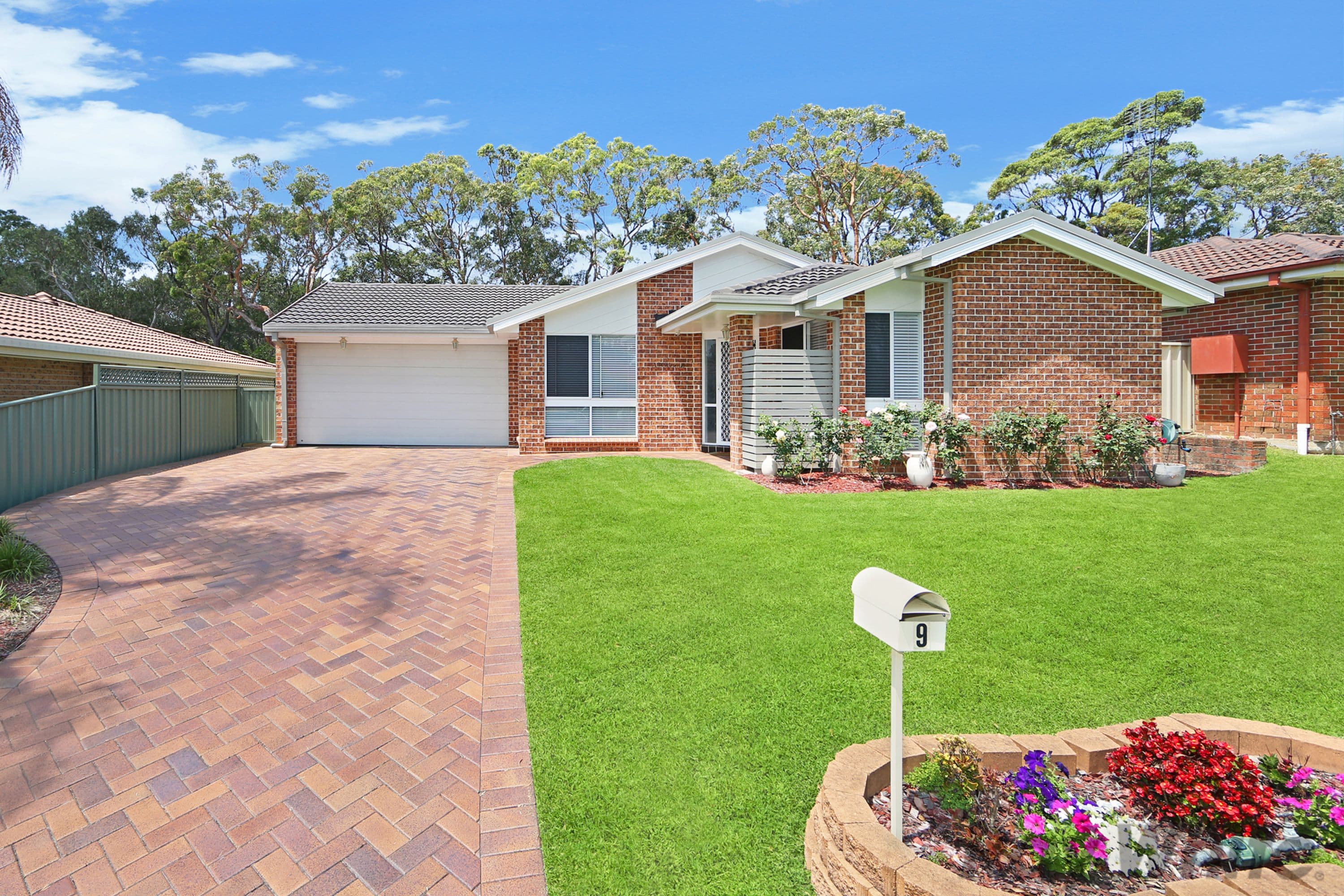 9 Barega Close, Buff Point - Image 1
