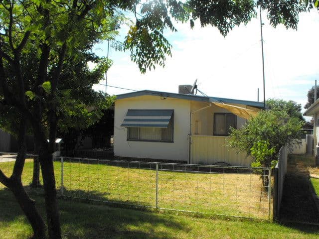 8 Melbourne Street, PARKES NSW 2870, Parkes - Image 1