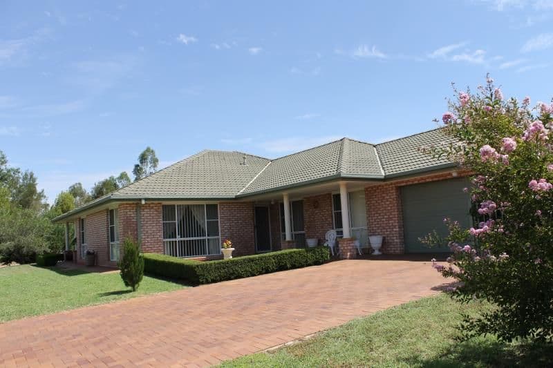 13 Willowbend Way, DUBBO NSW 2830, Dubbo - Image 1