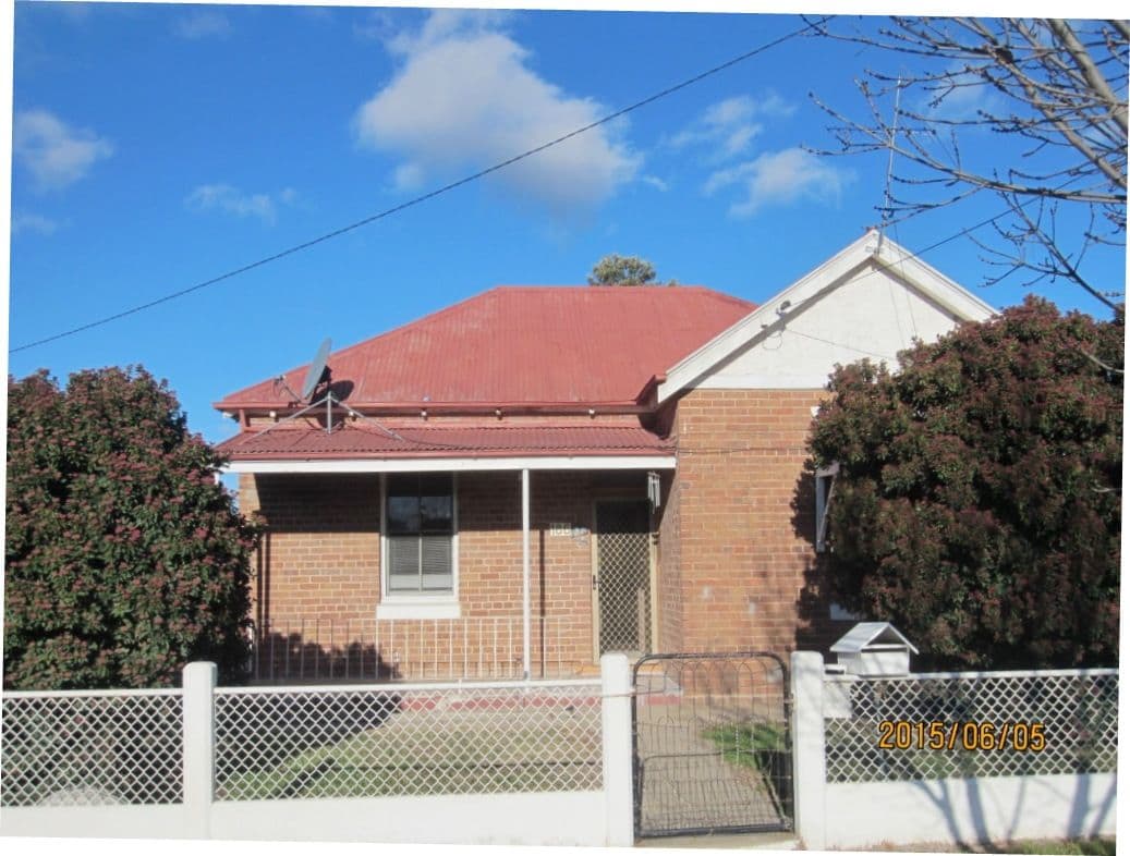 186 Hovell Street, Cootamundra - Image 1