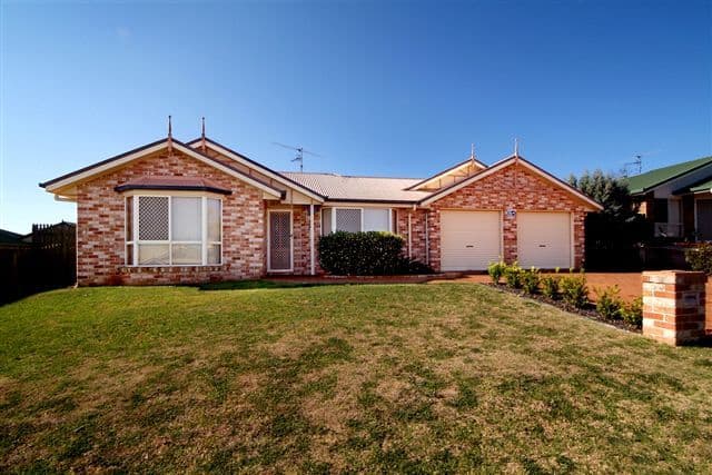9 Stoneyhurst Court, GLENVALE QLD 4350, Glenvale - Image 1