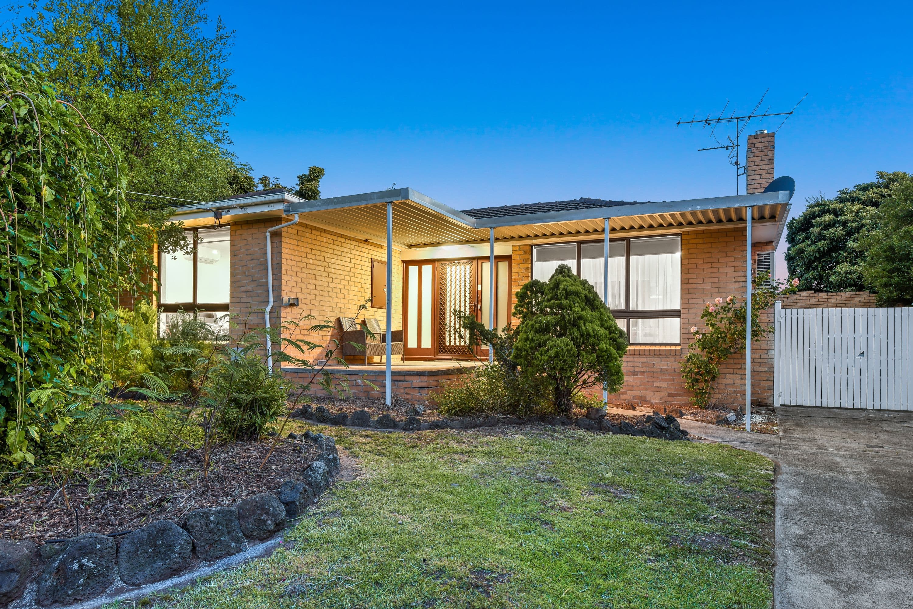 20 Tamala Avenue, Notting Hill VIC 3168, Notting Hill - Image 1