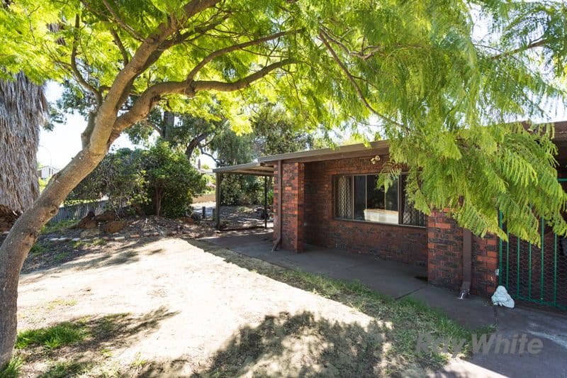 1 Gillett Drive, Kardinya WA 6163, Kardinya - Image 1