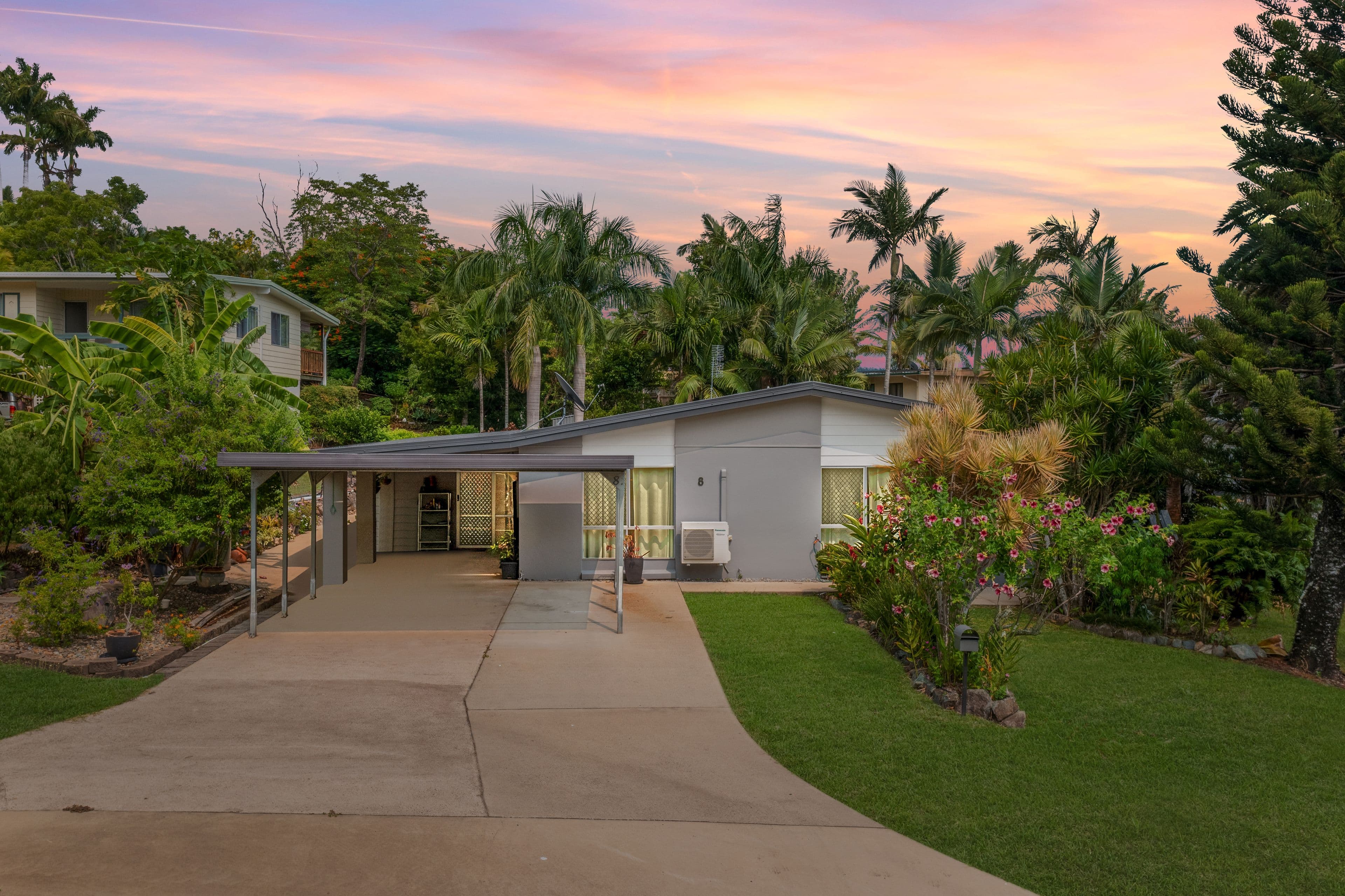 8 Manooka Drive, Cannonvale QLD 4802, Cannonvale - Image 1