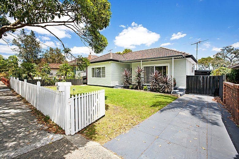 42 Chamberlain Road, PADSTOW NSW 2211, Padstow - Image 1