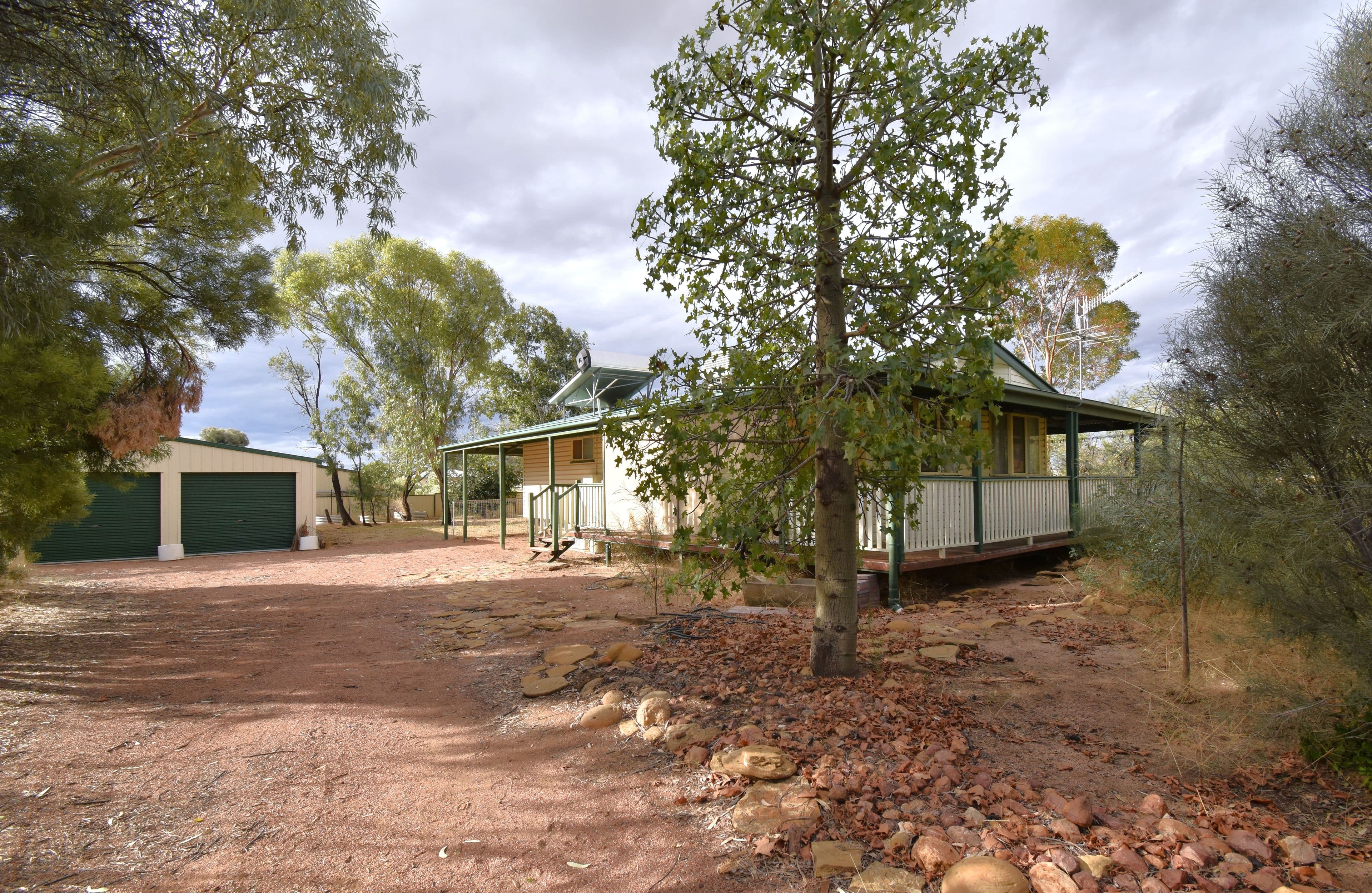 18 Teal Street, Longreach QLD 4730, Longreach - Image 1