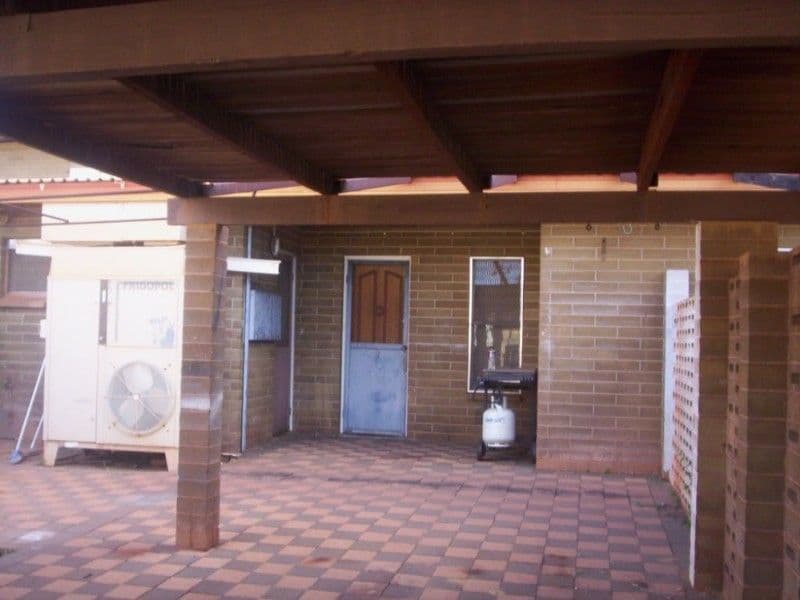 7 Peter Way, SOUTH HEDLAND WA 6722, South Hedland - Image 1