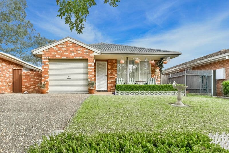 20 Charles Babbage Avenue, Currans Hill - Image 1