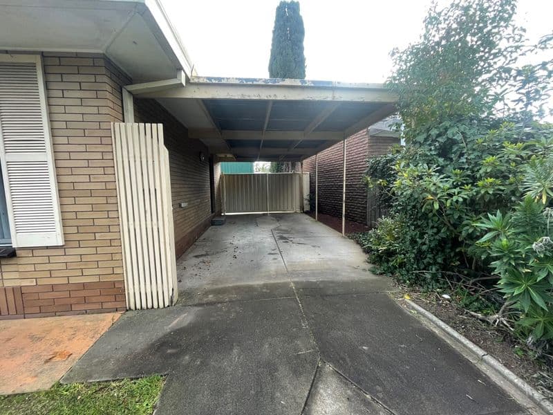 17 Joseph Street, Sale - Image 1