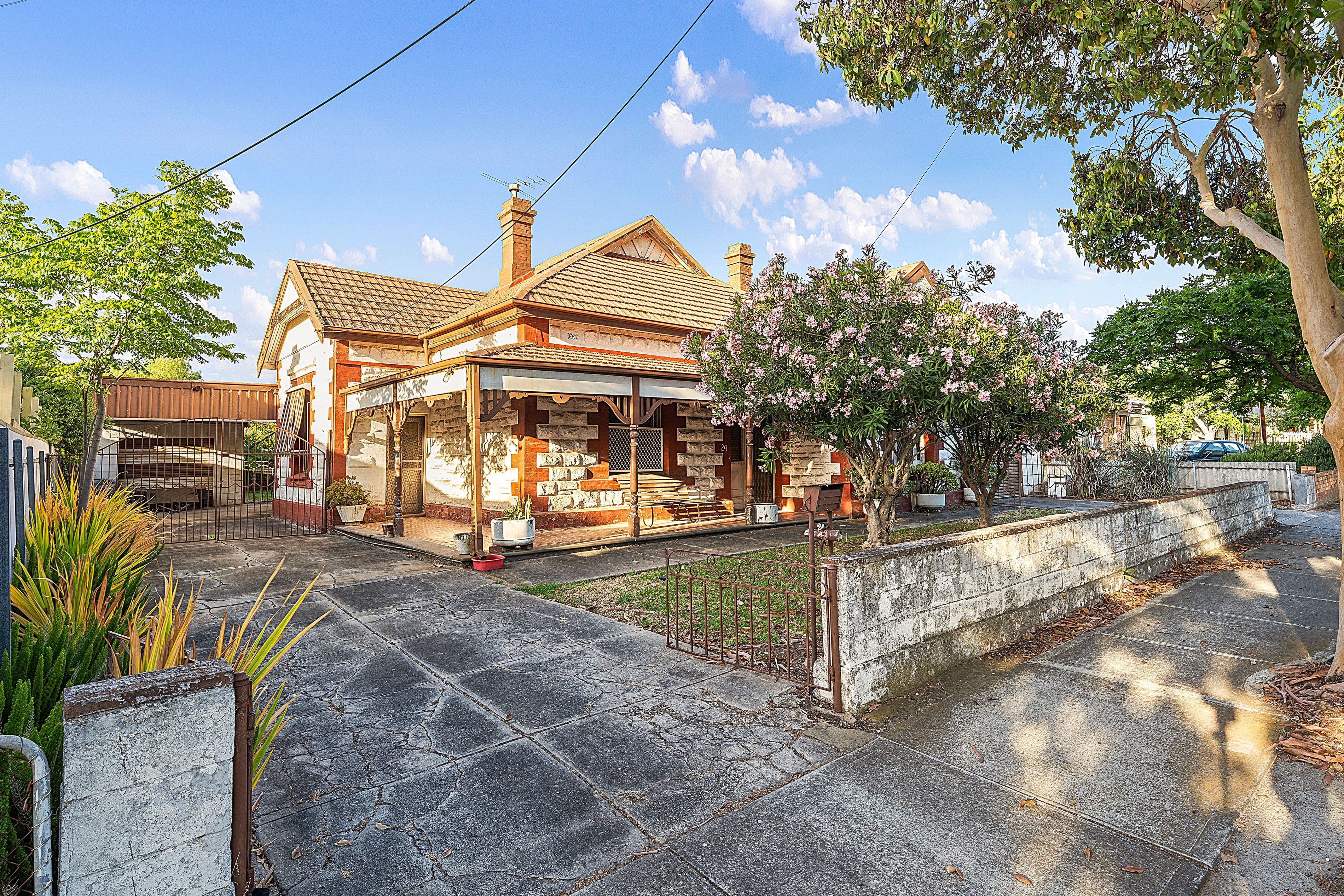 24 Janet Street, Evandale SA 5069, Evandale - Image 1