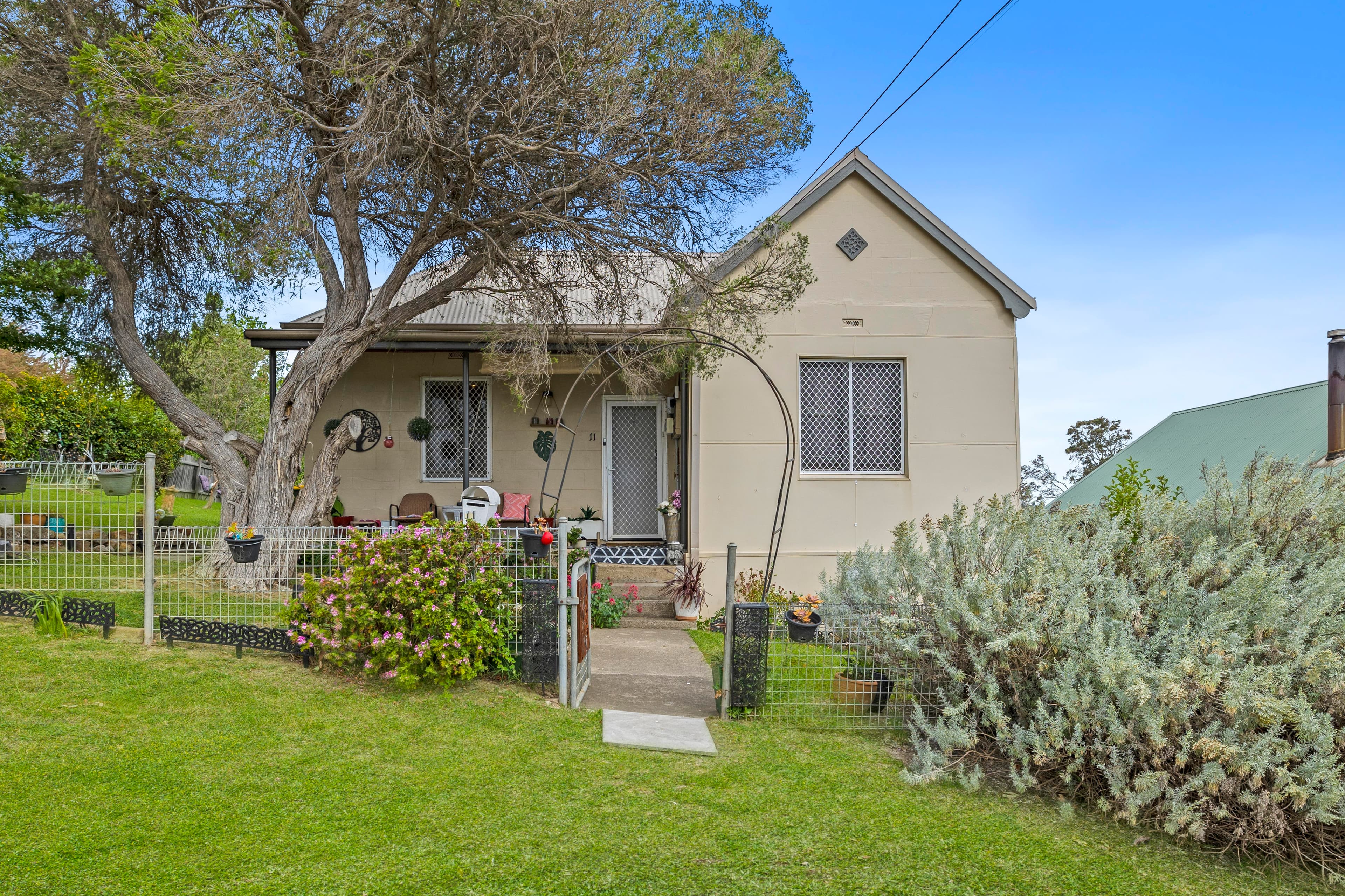 11 Paine Street, Portland, Portland - Image 1