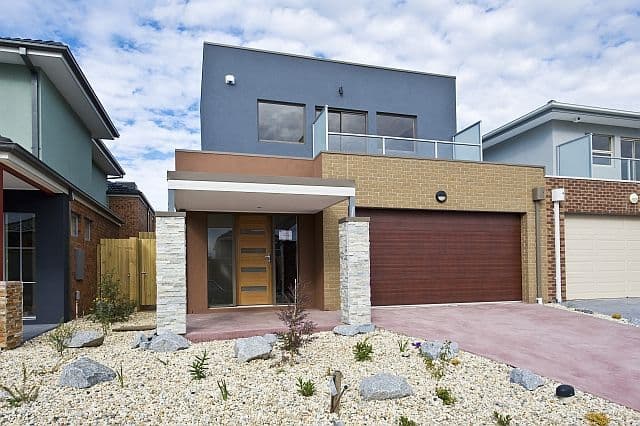15 Cobb Street, SOUTH MORANG VIC 3752, South Morang - Image 1