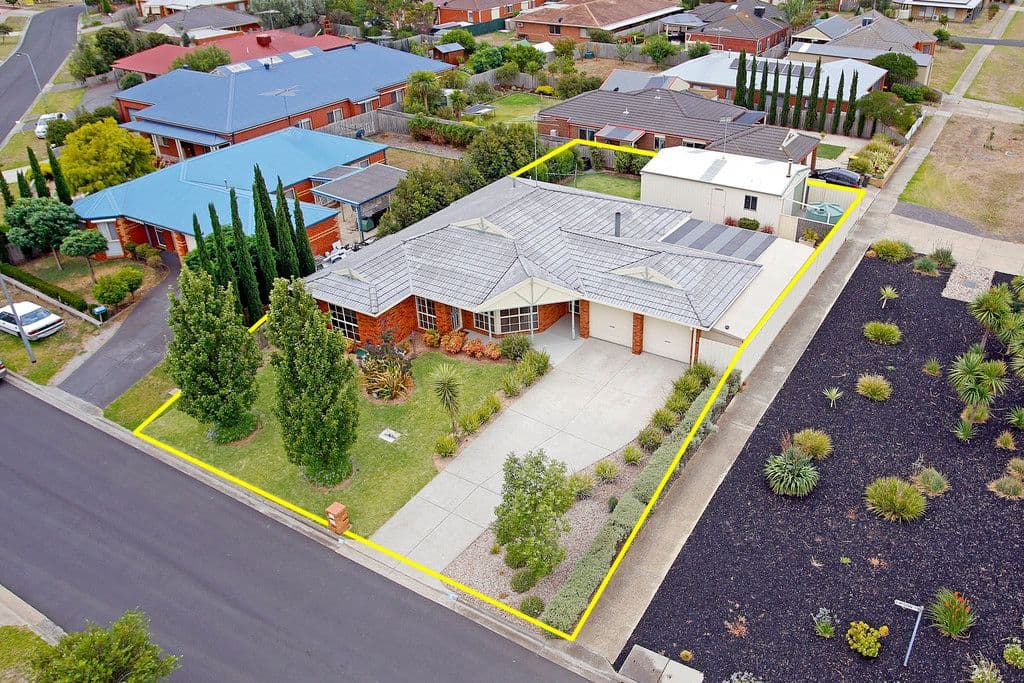 2 Lipson Drive, Lara VIC 3212, Lara - Image 1
