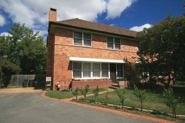 11 Hamilton Row, YARRALUMLA ACT 2600, Yarralumla - Image 1