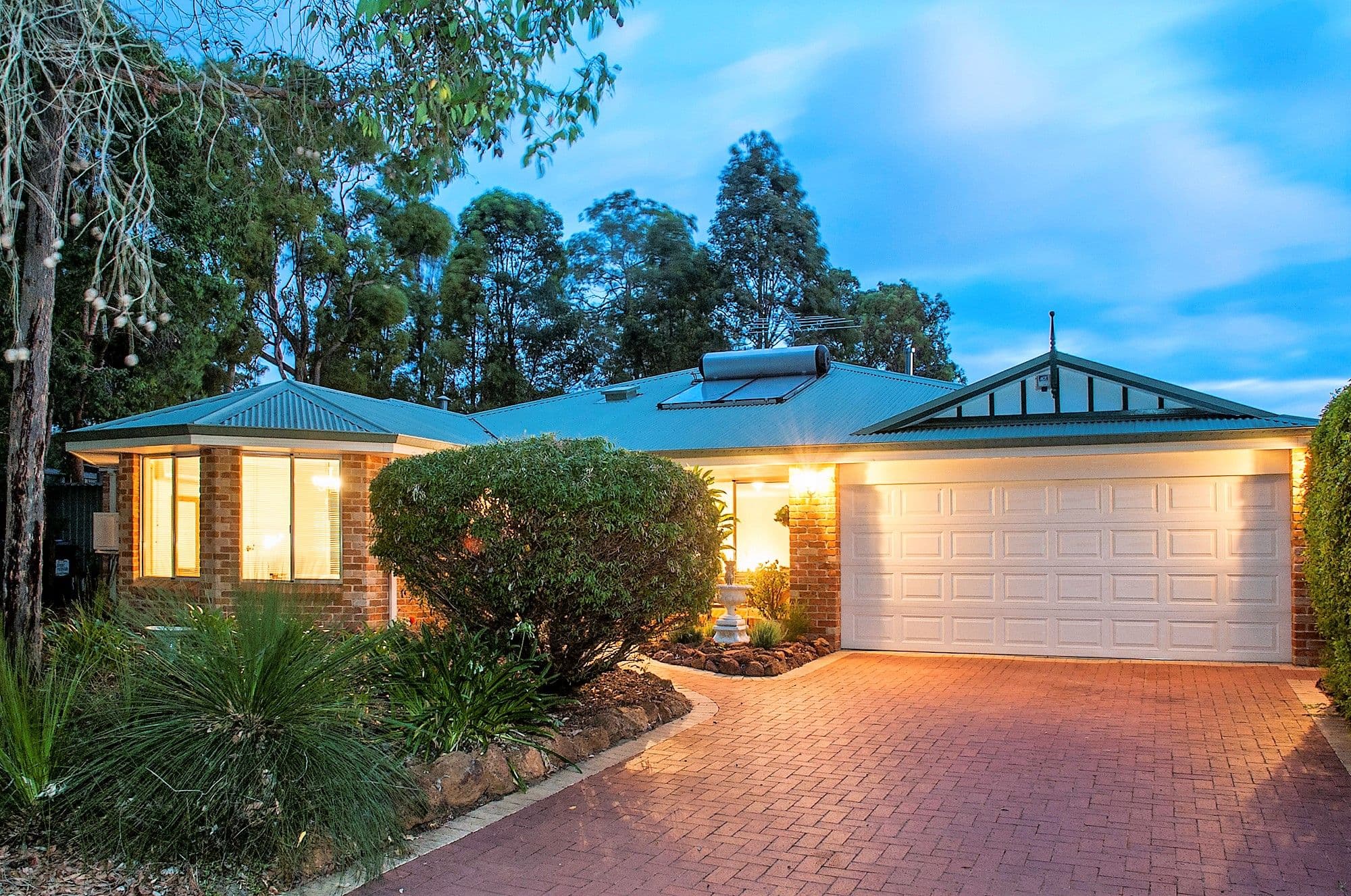11 Kobus Heights, Roleystone WA 6111, Roleystone - Image 1