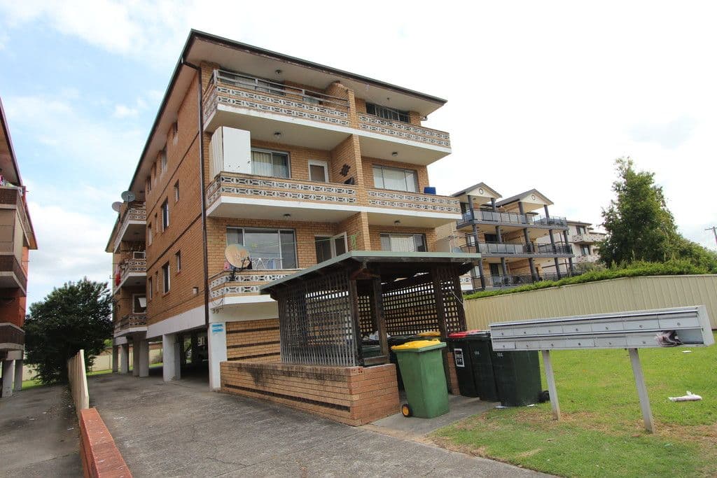 39 Kenyon Street, Fairfield NSW 2165, Fairfield - Image 1