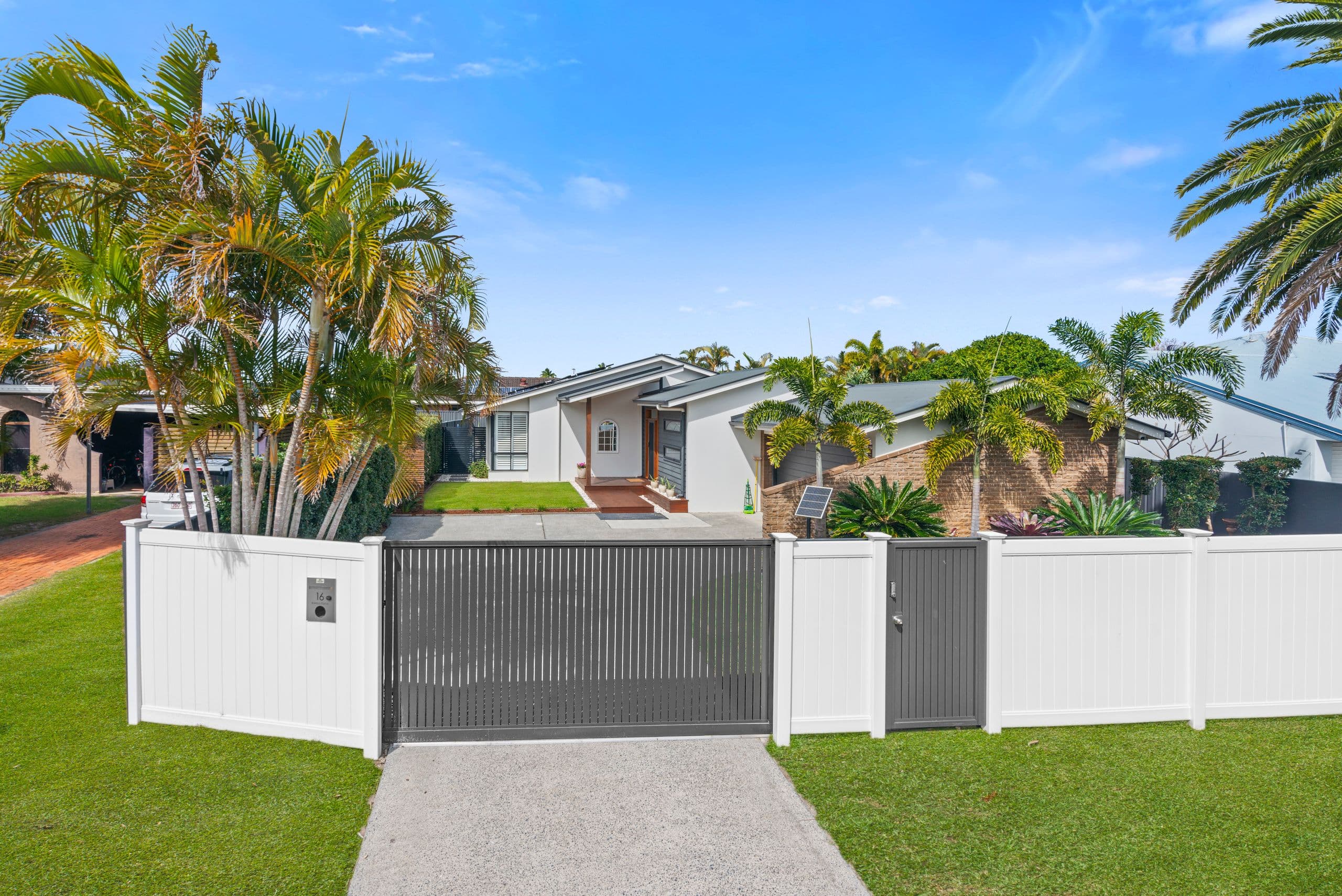 16 Barklya Place, Palm Beach QLD 4221, Palm Beach - Image 1