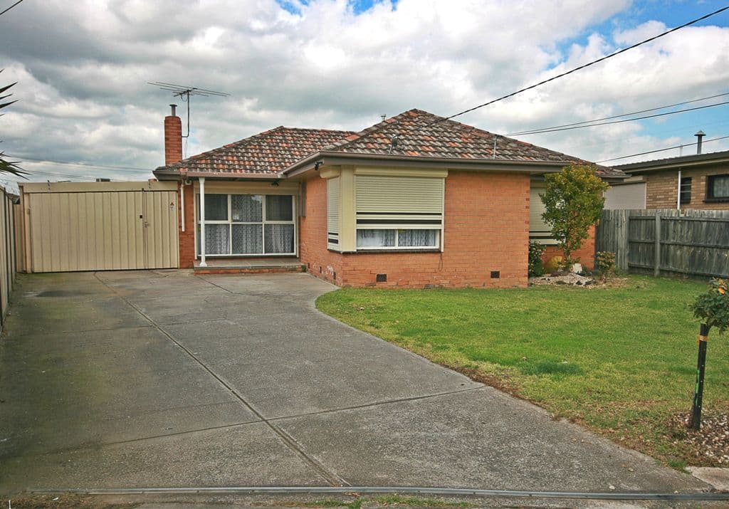 8 Breydon Court, ST ALBANS VIC 3021, St Albans - Image 1