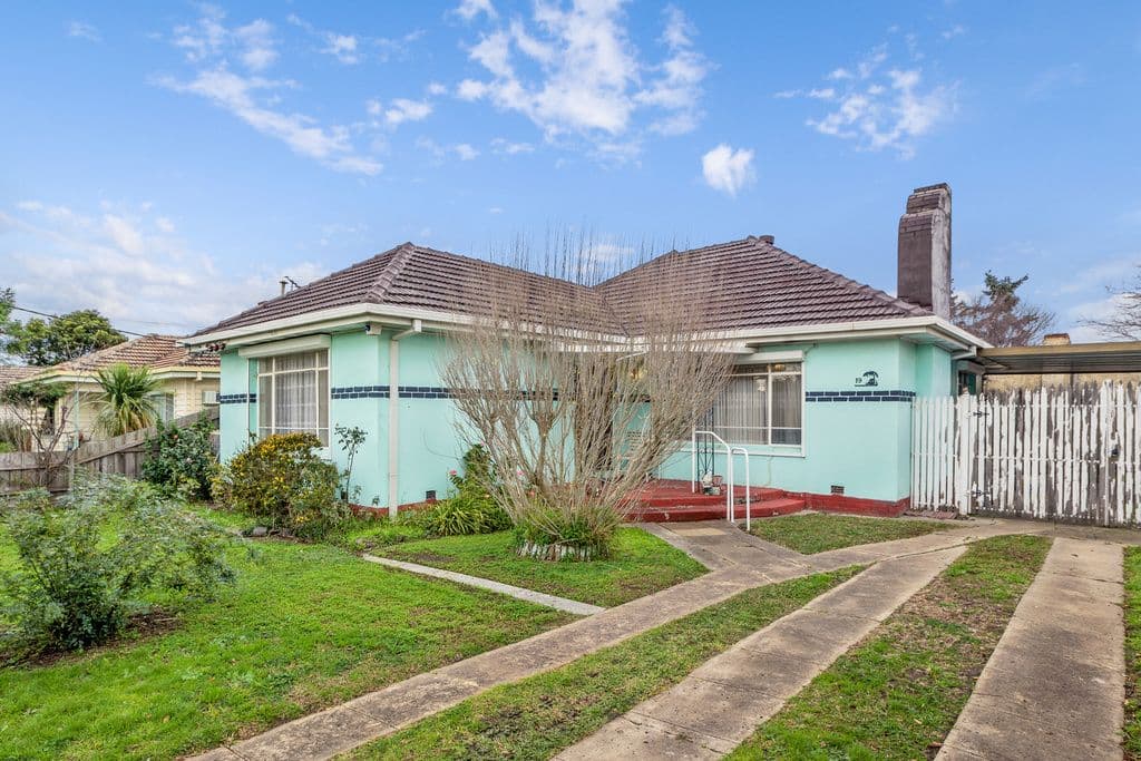 19 Derrick Street, LALOR VIC 3075, Lalor - Image 1
