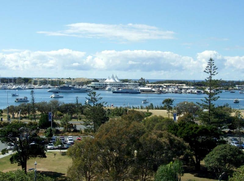7F 10 Marine Parade, SOUTHPORT QLD 4215, Southport - Image 1