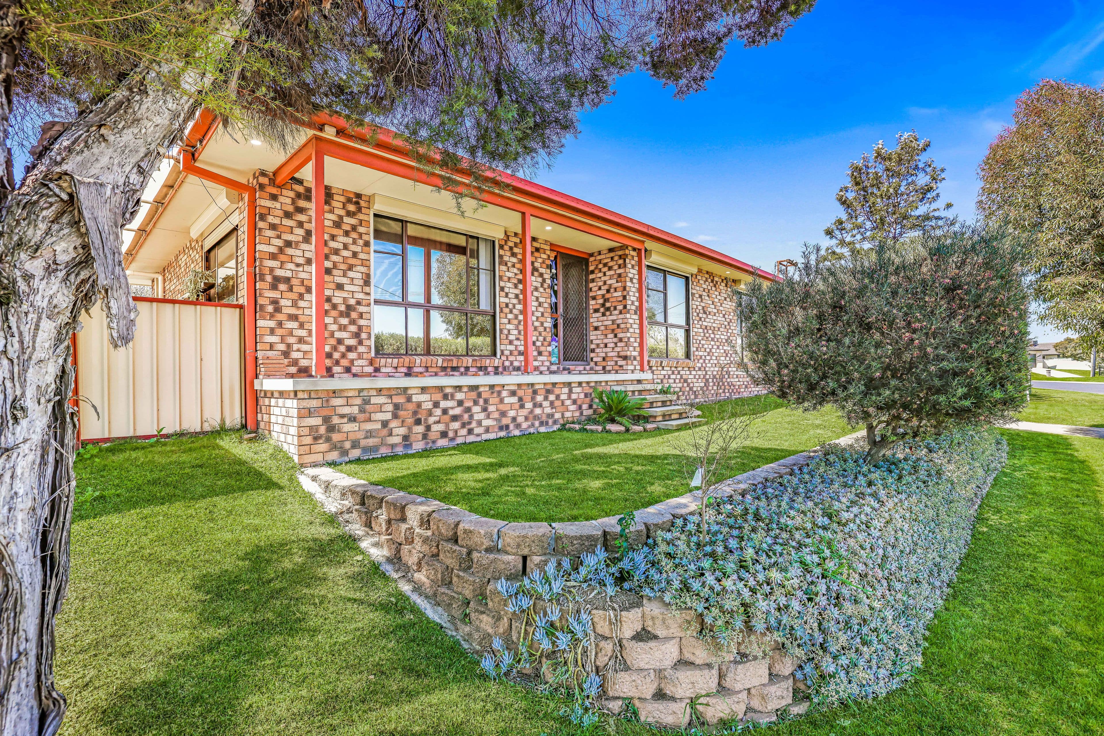 4 Glengarvin Drive, Tamworth NSW 2340, Oxley Vale - Image 1