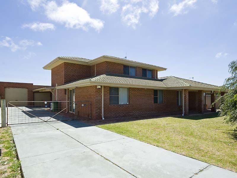 17 Ayres Crescent, LANCELIN WA 6044, Lancelin - Image 1