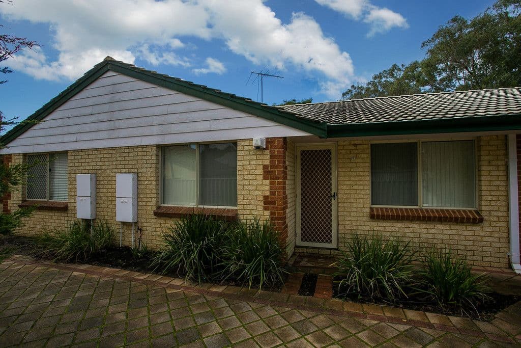 33 Holmesdale Road, Woodbridge WA 6056, Woodbridge - Image 1