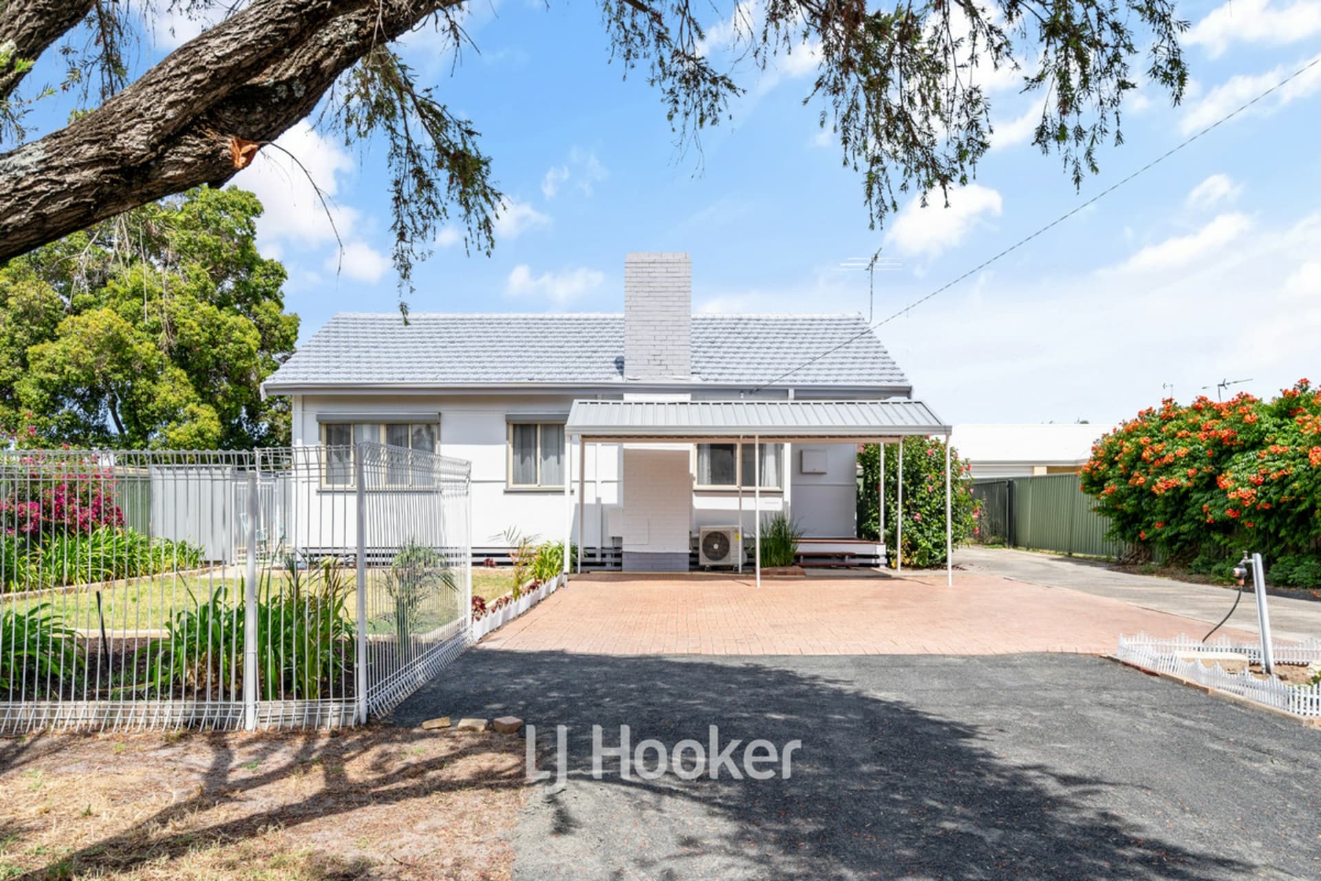 1/16 Flaherty Court, Carey Park, Carey Park - Image 1