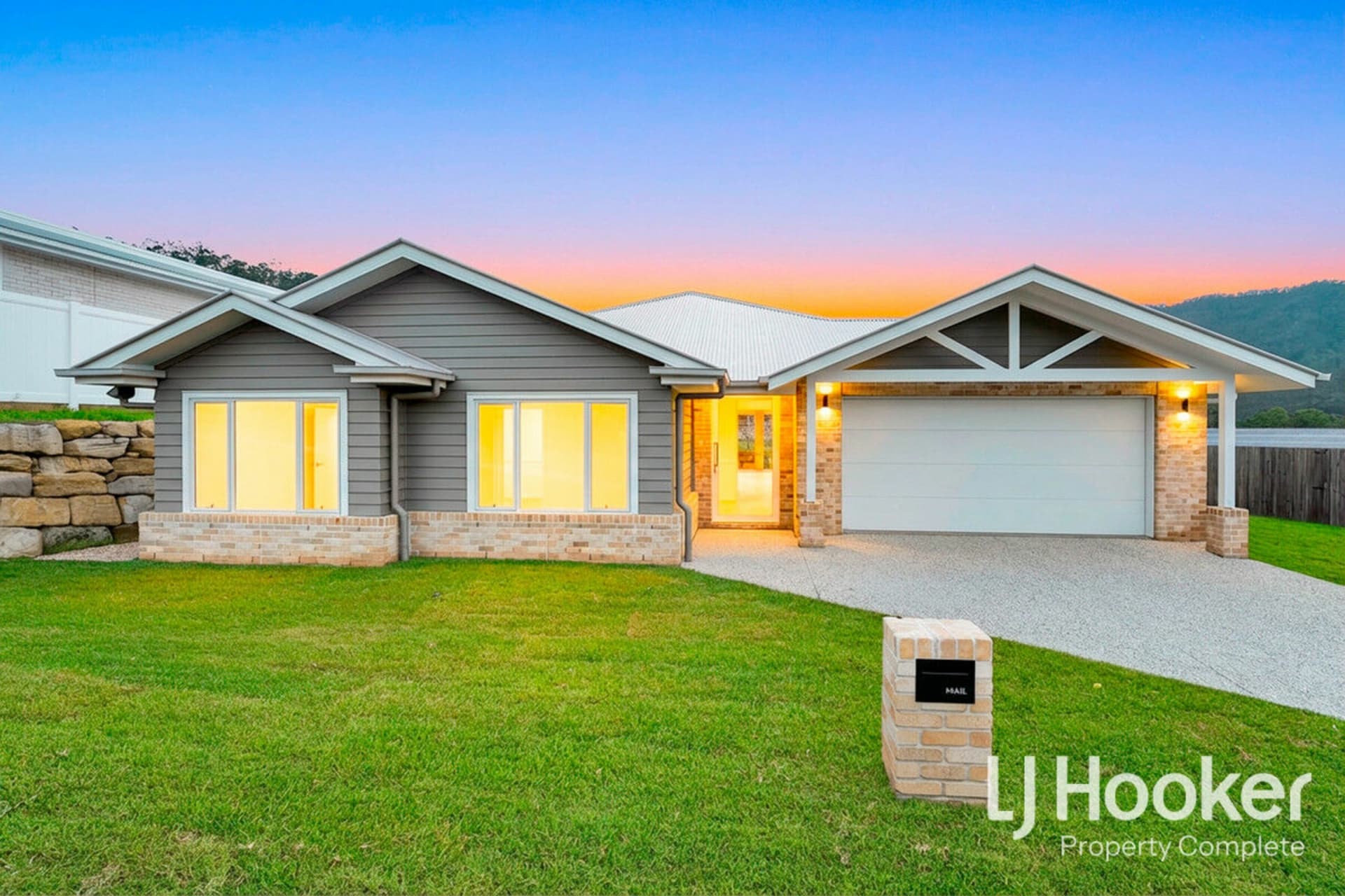 11 Karrakas Way, Benobble, Benobble - Image 1