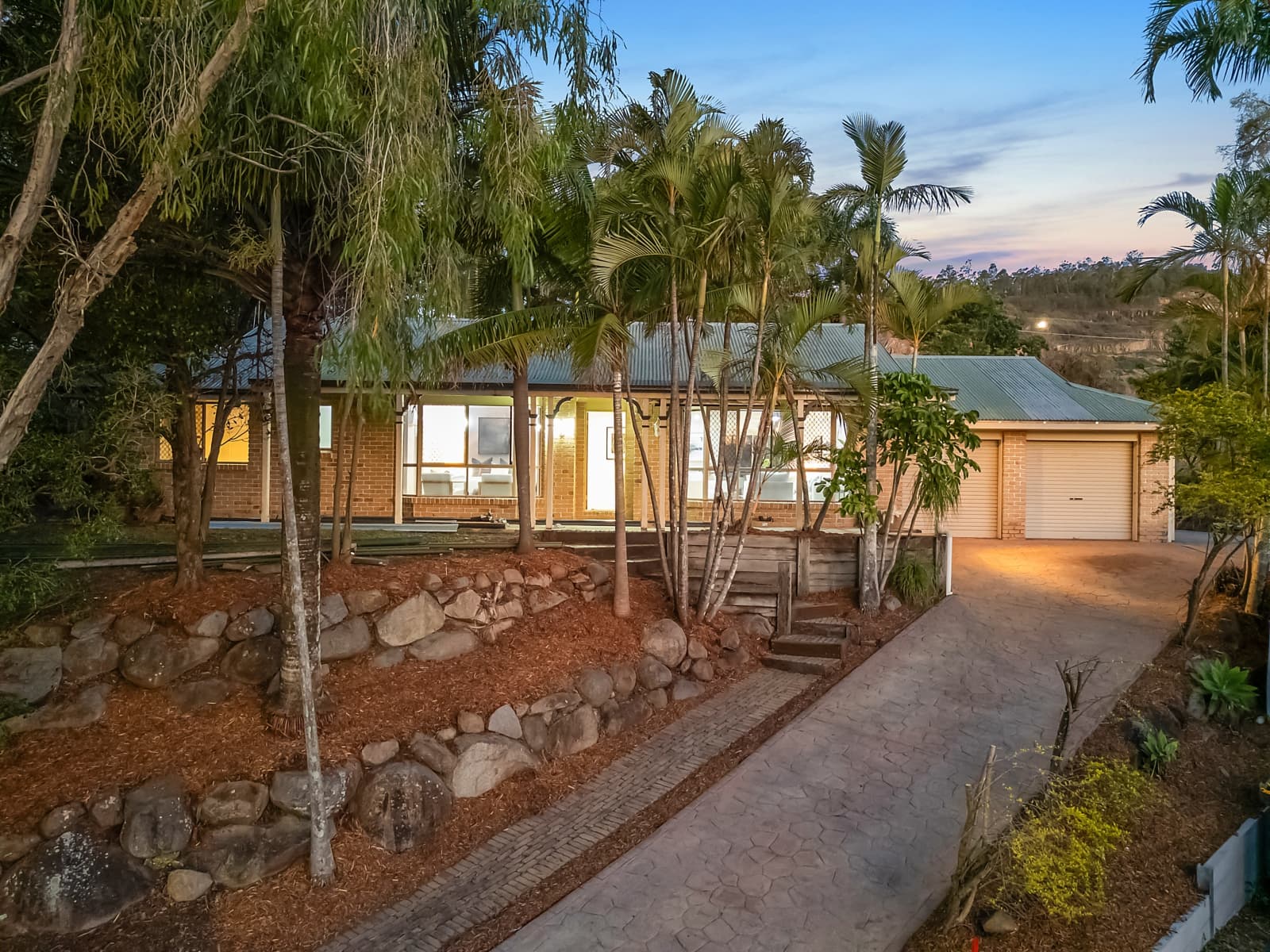 7 McLennan Close,Keperra, Keperra - Image 1