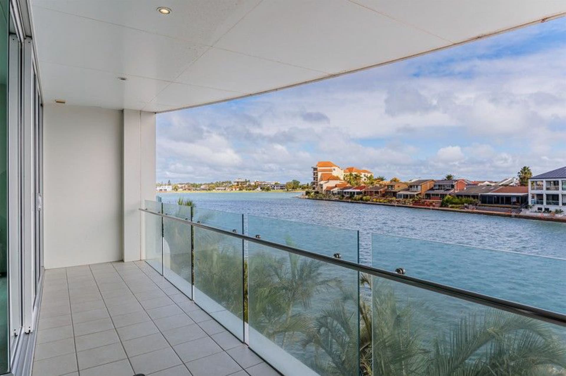 9/155 Brebner Drive, West Lakes, West Lakes - Image 1