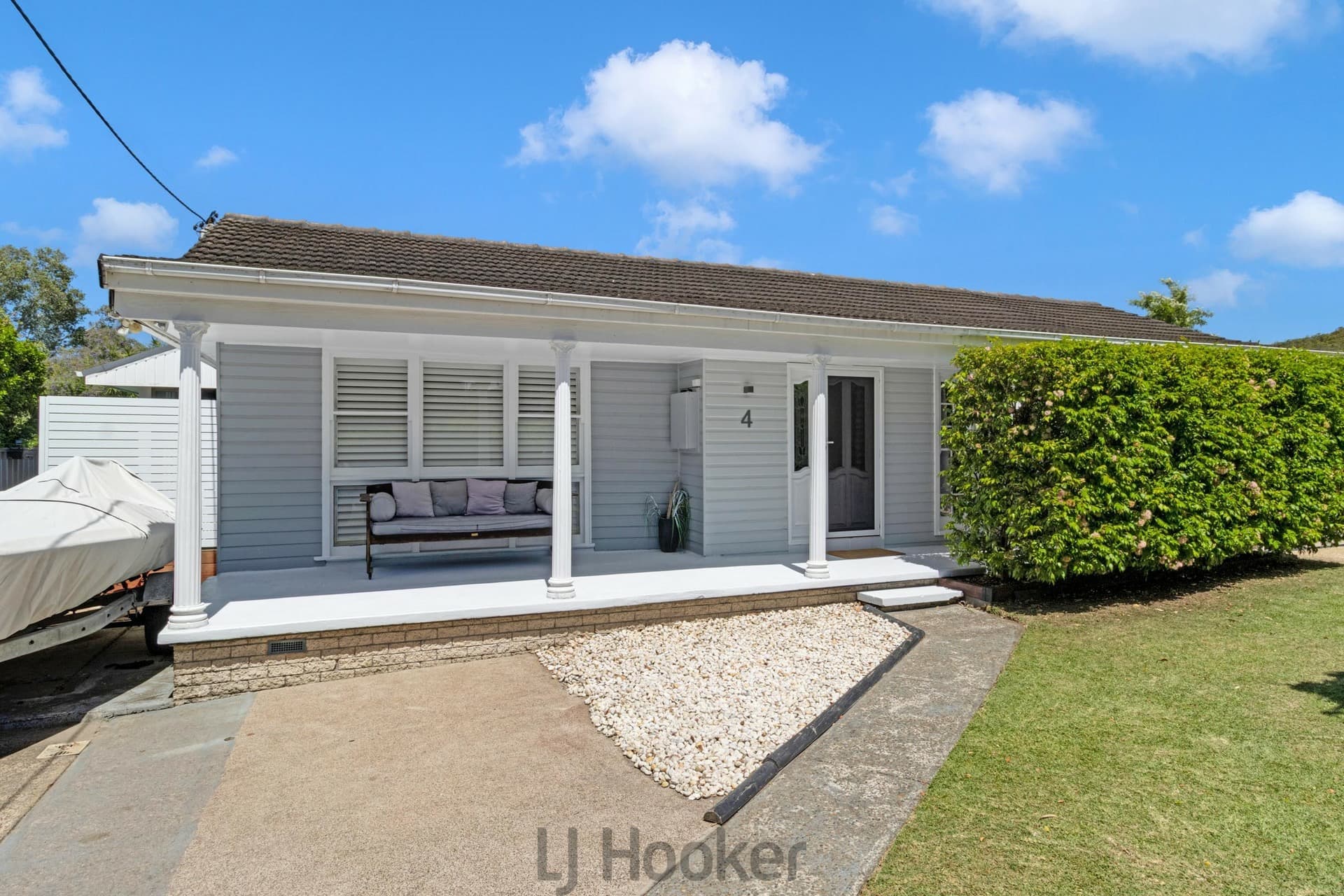 4 Field Avenue, Toronto, Toronto - Image 1