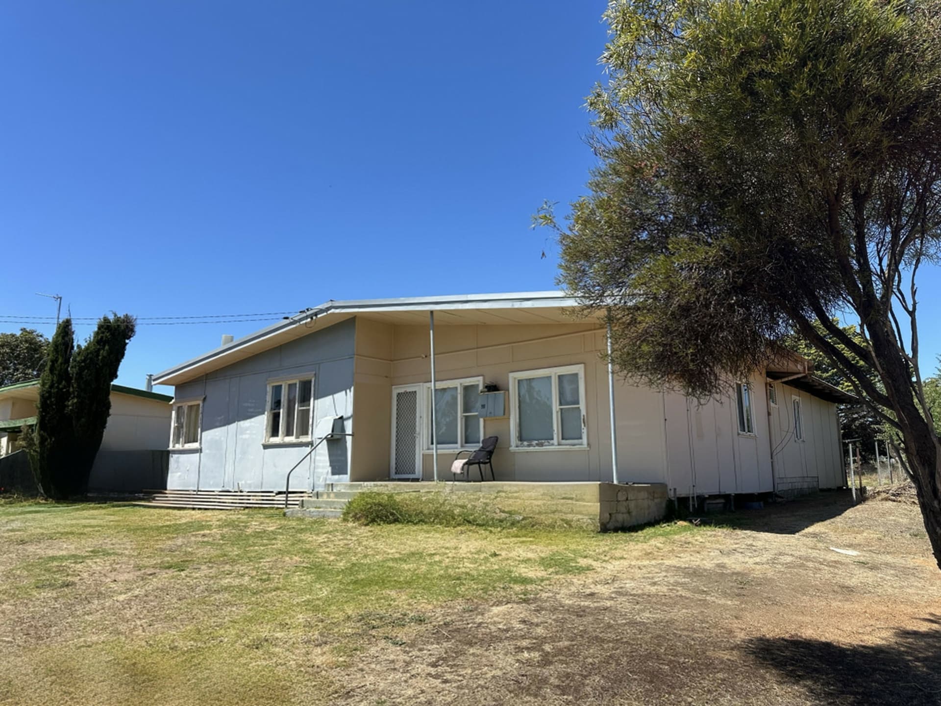 9 James Street, Narrogin, Narrogin - Image 1