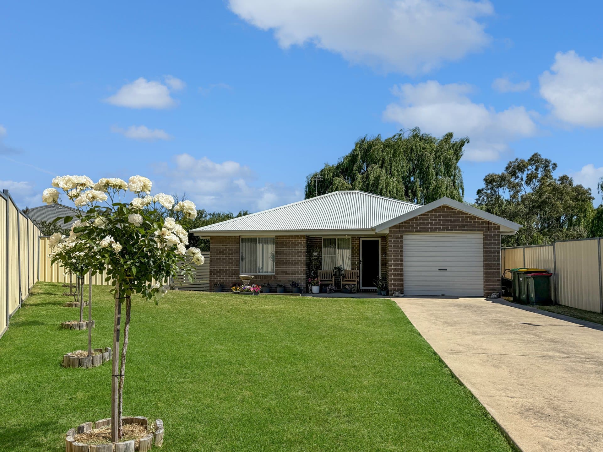 9 Lachlan Close, Young, Young - Image 1