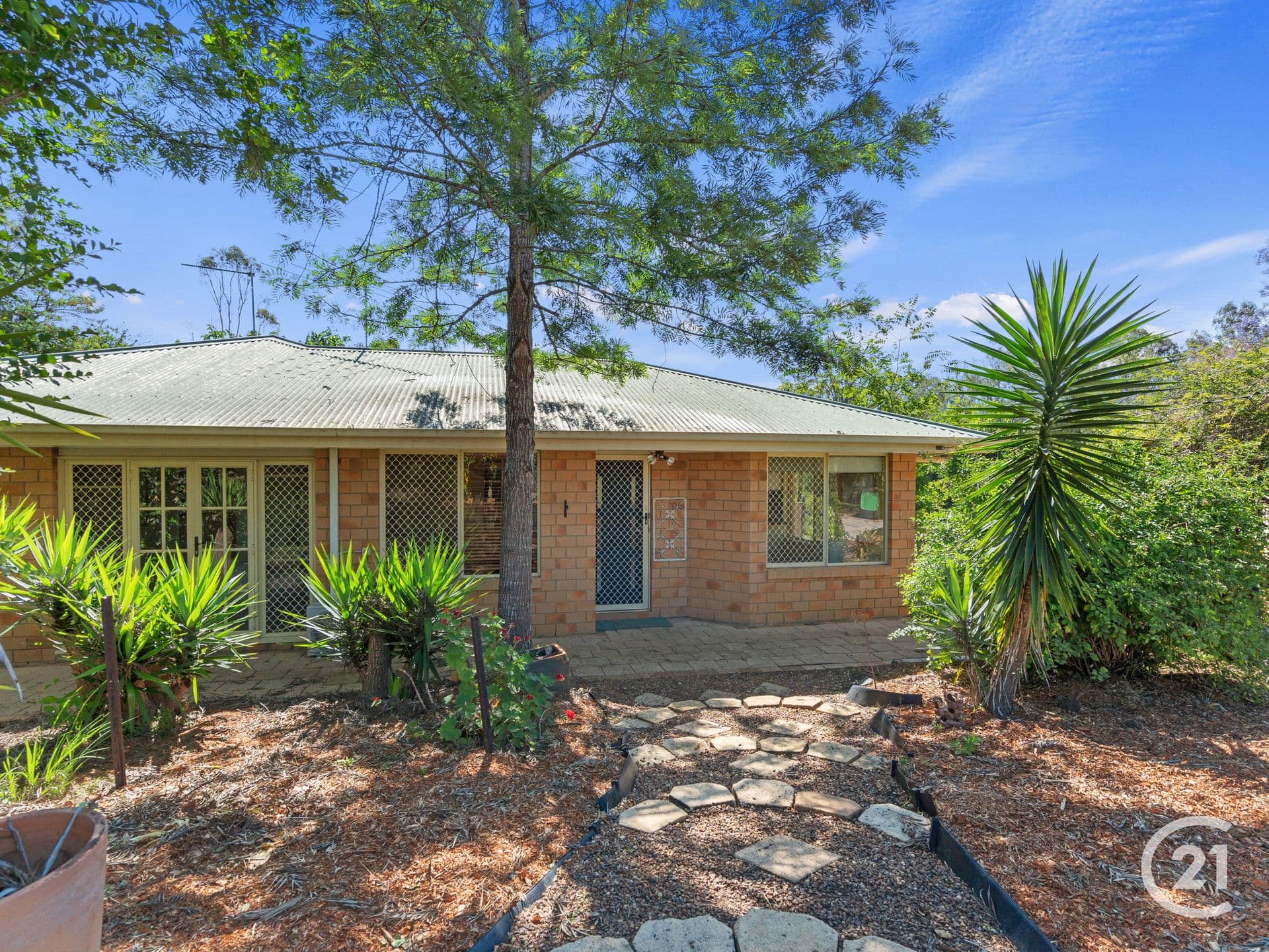 58 Fawkner Crescent, Barellan Point - Image 1