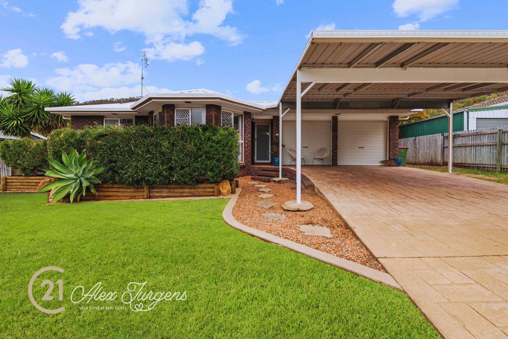 22 Dunbar Crescent, Wulguru, QLD, 4811, Wulguru - Image 1