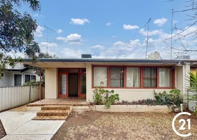 15 Grenfell Street, Forbes - Image 1