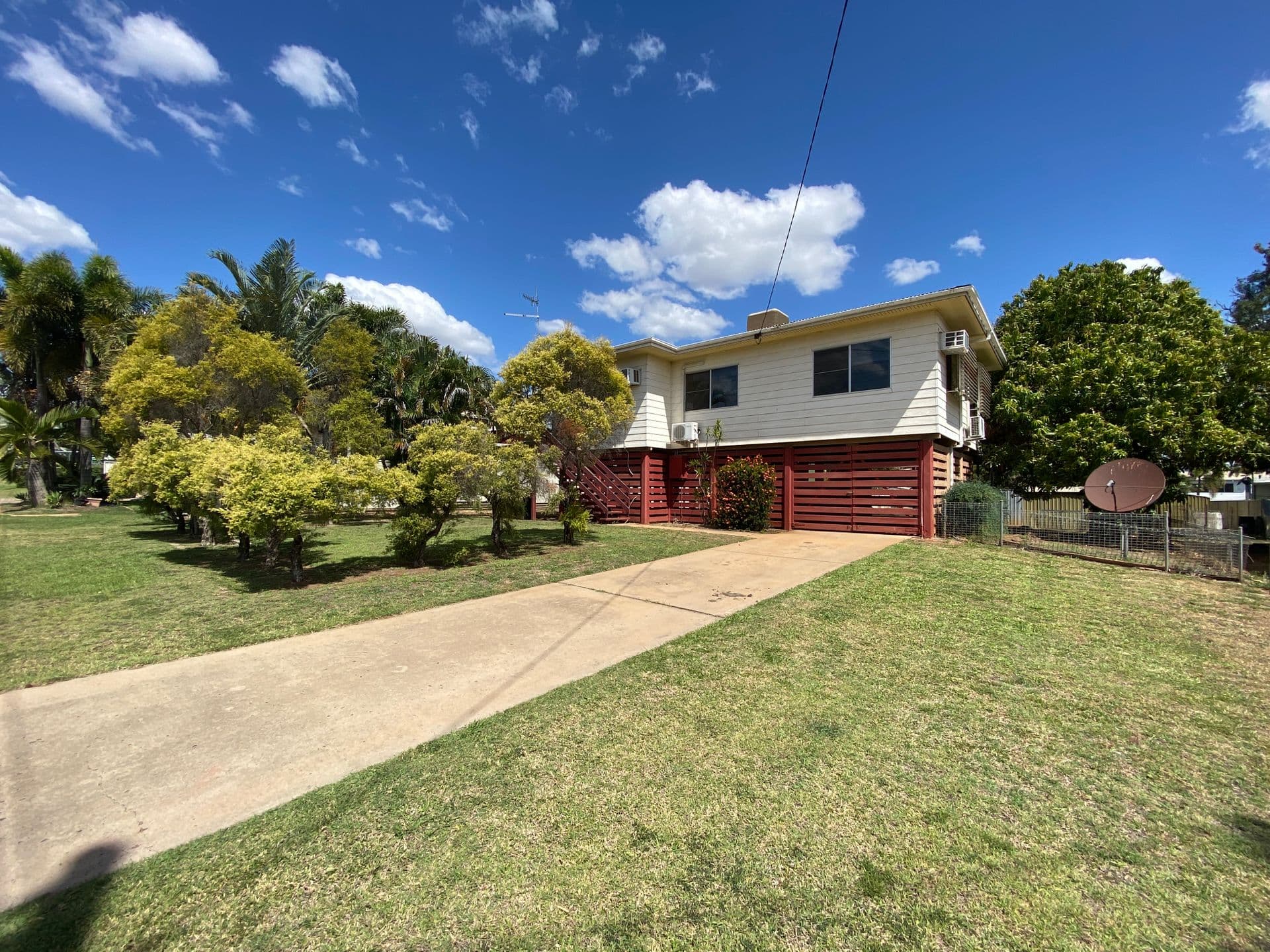 20 De Castella Drive, Moranbah, QLD, 4744, Moranbah - Image 1